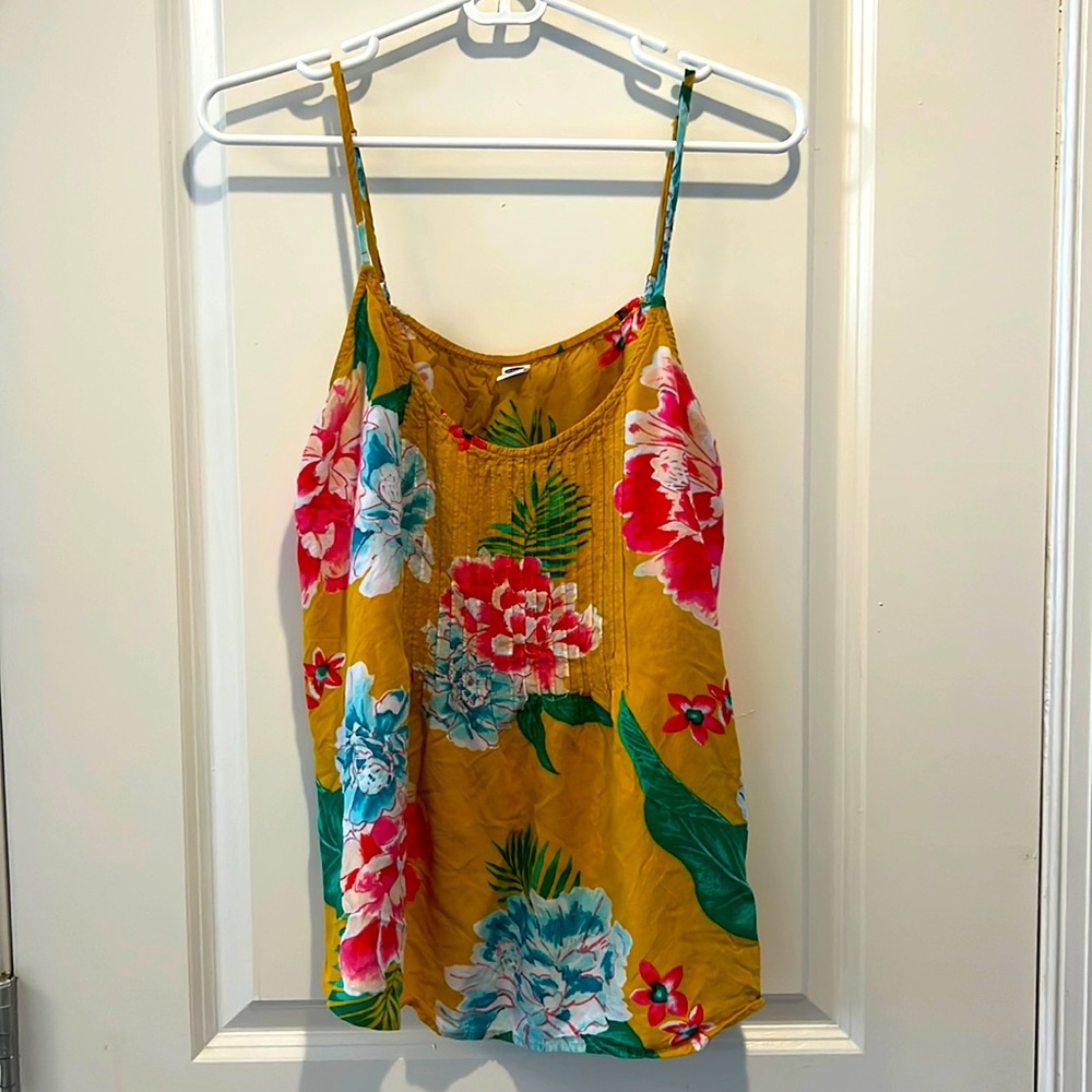 Old Navy Large Yellow Floral Tank Top w/ adjustable straps